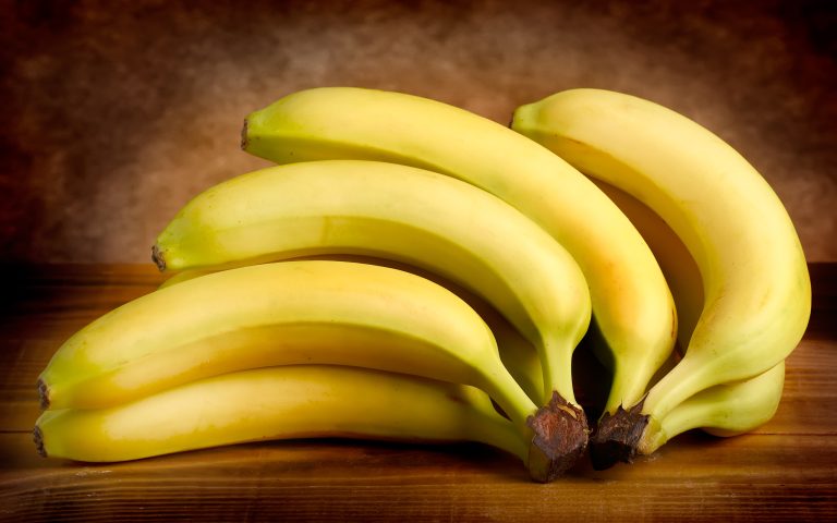 Mi történik, ha felforralsz egy banánt és vizet iszol lefekvés előtt?